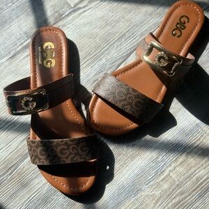 Guess Brown and Tan Sandals